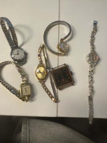 Job lot vintage watches - lot,