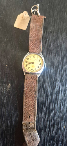 Vintage lever swiss - swiss-made, watch